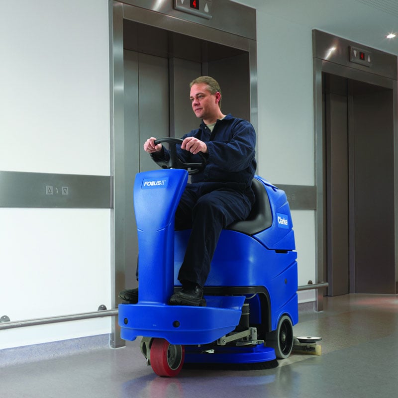 Clarke FOCUS II MRIDER 26D W242 OBC